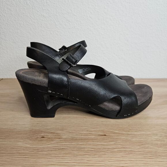 Dansko Women's Black Leather Tasha Clog Heels Sandal Size 41 - Picture 4 of 7